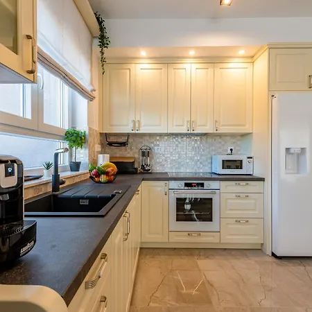 Mediterranean Ursula * Pakoštane