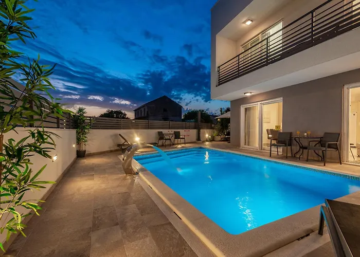 Villa Mediterranean Ursula *