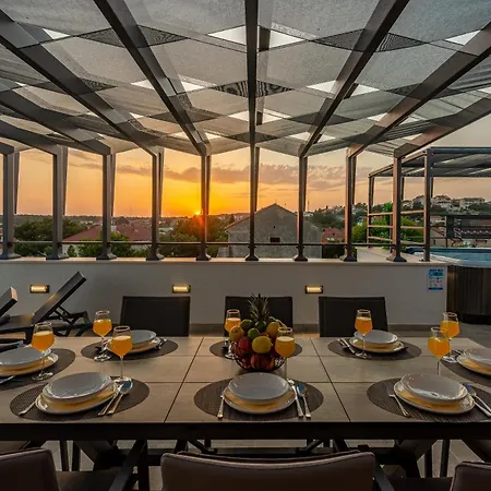 וילה Mediterranean Ursula