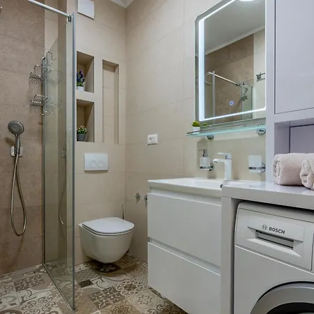 וילה Mediterranean Ursula