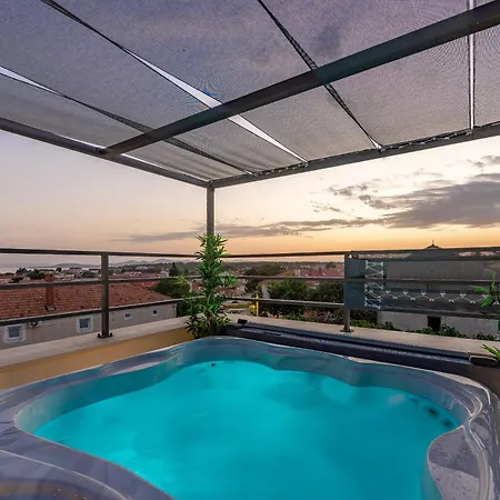 וילה Mediterranean Ursula פאקוסטאן