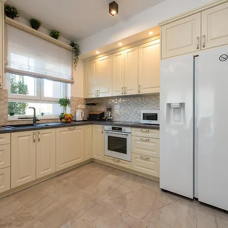 Mediterranean Ursula וילה פאקוסטאן