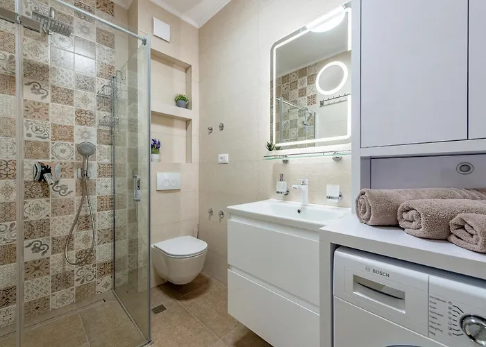 Mediterranean Ursula Villa *