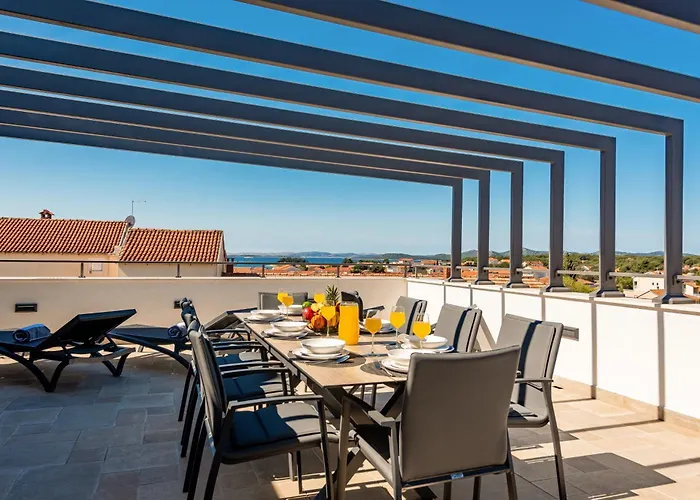 Villa Mediterranean Ursula Pakoštane